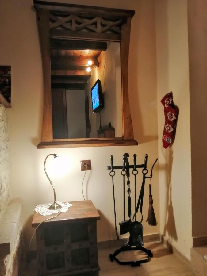 Yono'S Traditional House Ano Ravenia Exterior photo